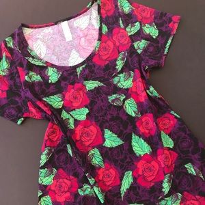 XS Top Lularoe Classic T
